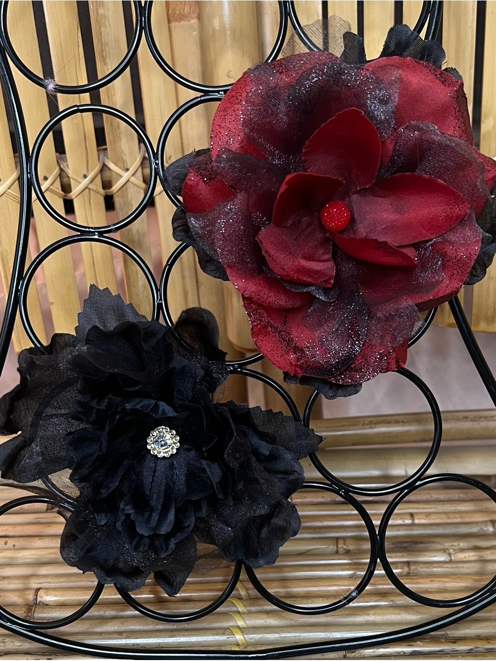 Hair flowers homemade- one of a kind. Rockabilly,50’s style